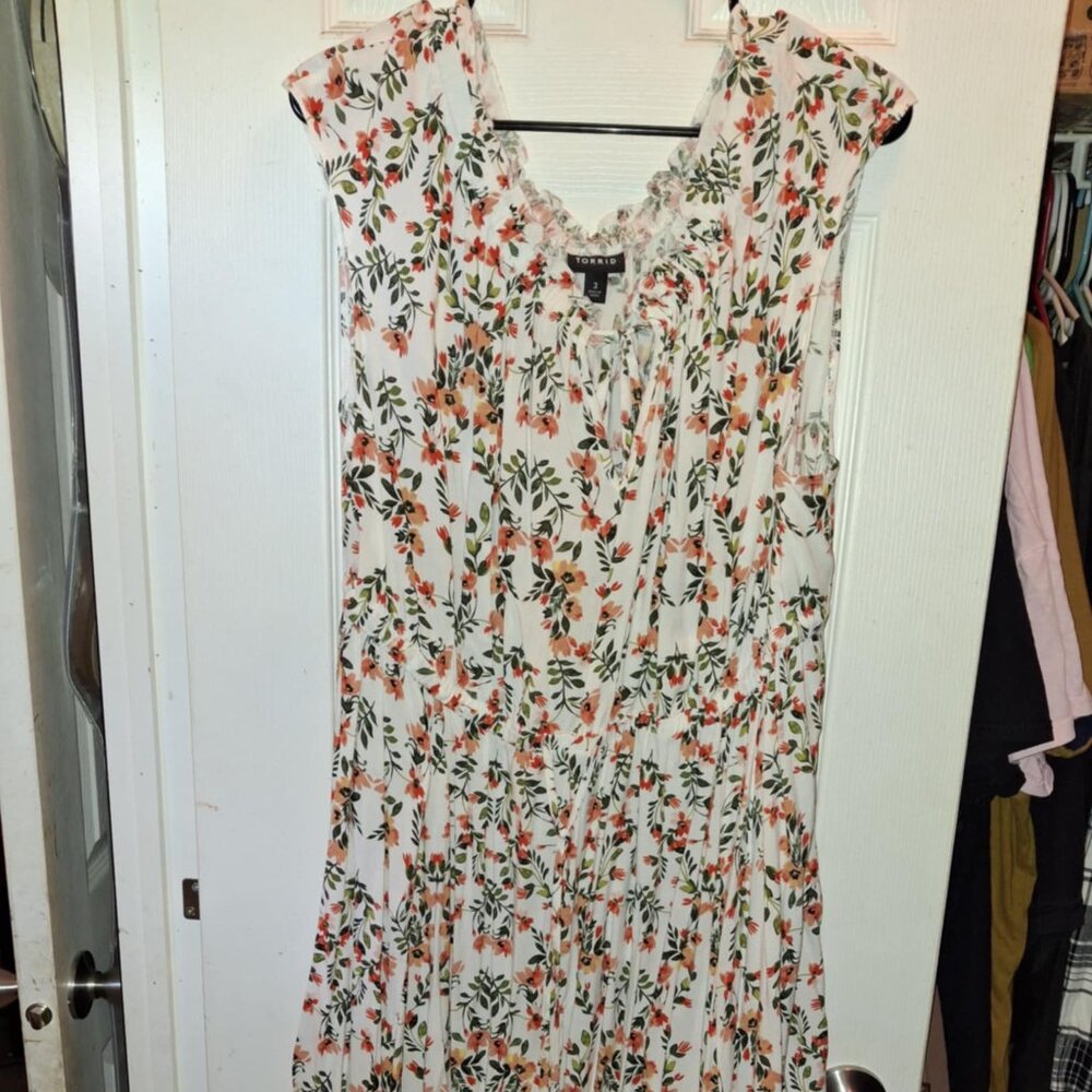 Cute Cottage style midi dress